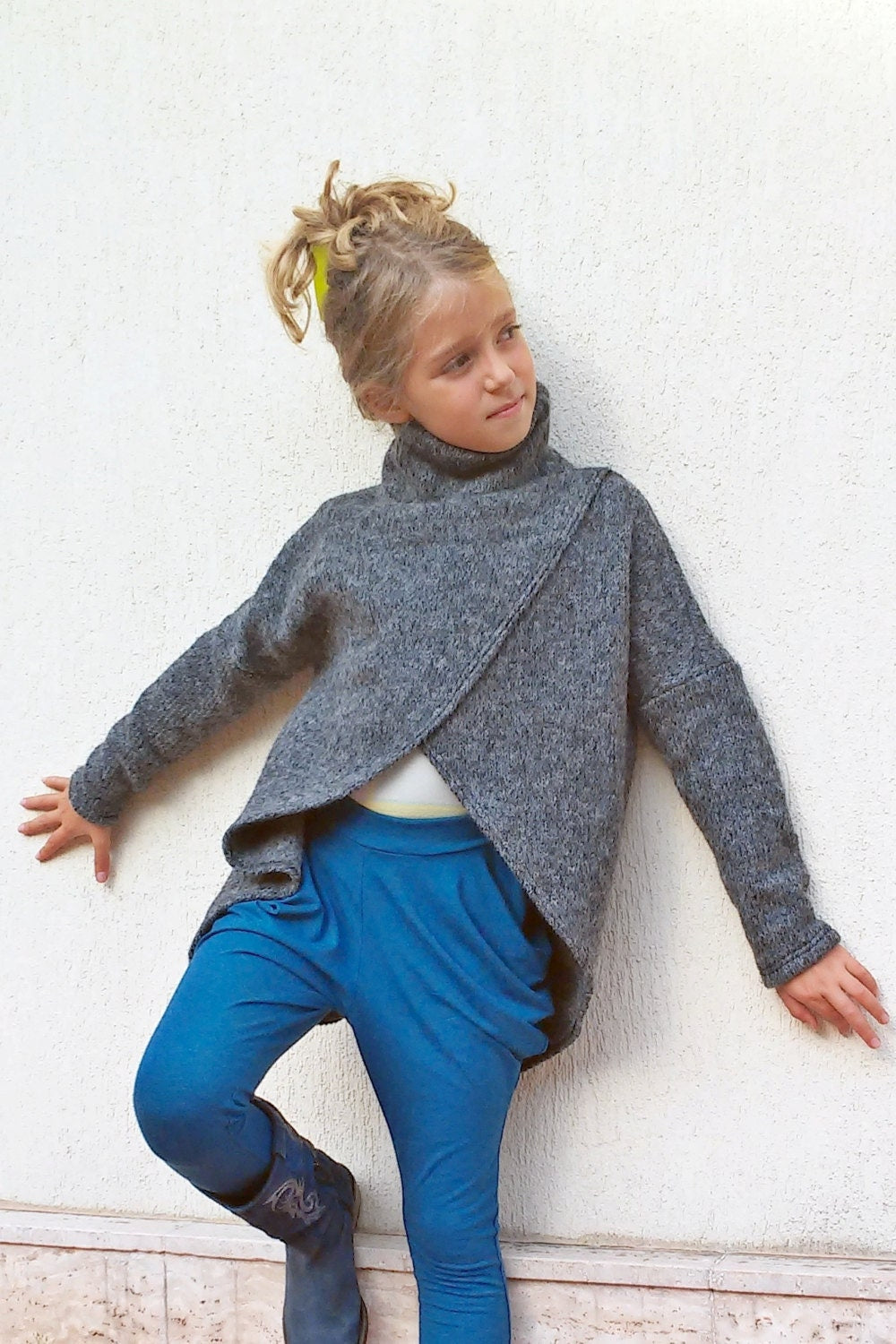 Girl wool sweater cardigan/ Chunky sweater/ Wool cape coat/ Kids wool cardigan/ Wrap cardigan/ Winter loose sweater/ Turtleneck cardigan