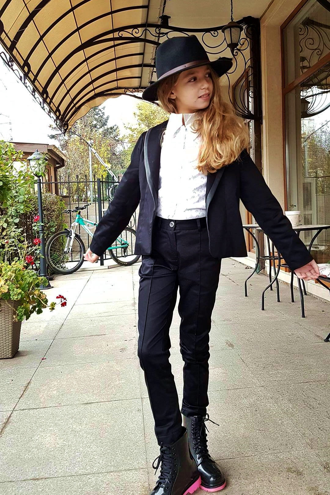 Black or white tuxedo 3 piece suit girls/ Toddler suit formal dress wear for girls/ Children formal wear/ Ceremonial girl outfits