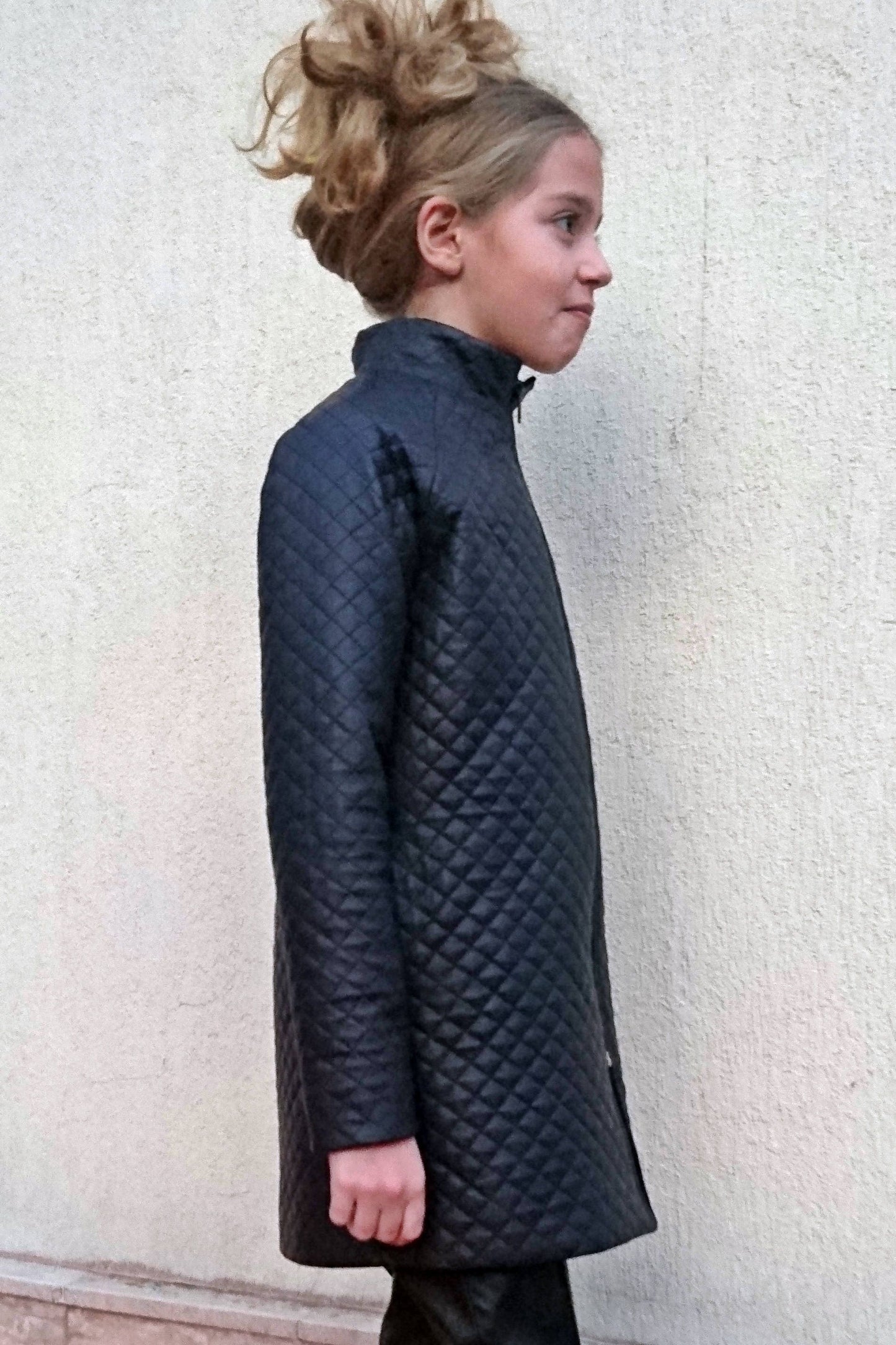 Black faux leather quilted coat for girls, Kids jacket, Long leather coat, Stylish leather jacket, Eco Leather outfit, Winter duvet coat