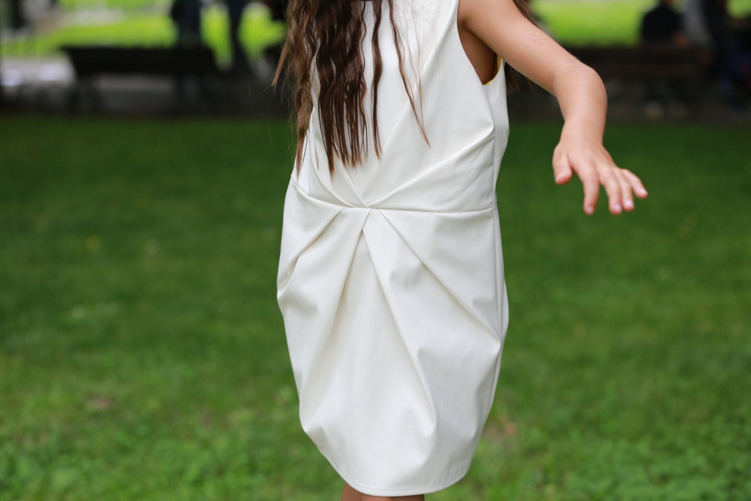 Girls white dress/Faux leather ivory dress/Bridesmaid girls dress/Kids midi dress/Toddler girls shift dress/White party dress/Black dress