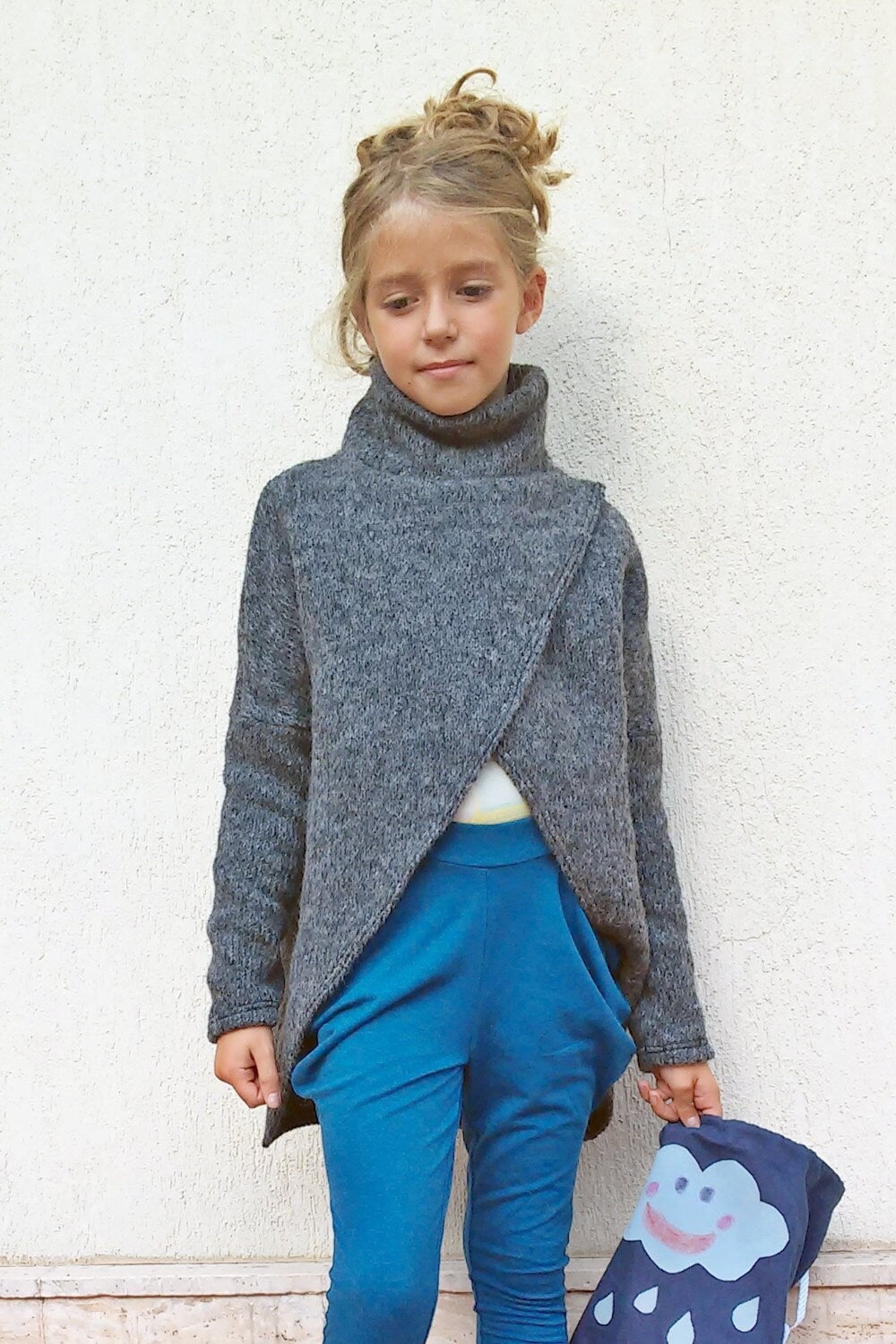 Girl wool sweater cardigan/ Chunky sweater/ Wool cape coat/ Kids wool cardigan/ Wrap cardigan/ Winter loose sweater/ Turtleneck cardigan