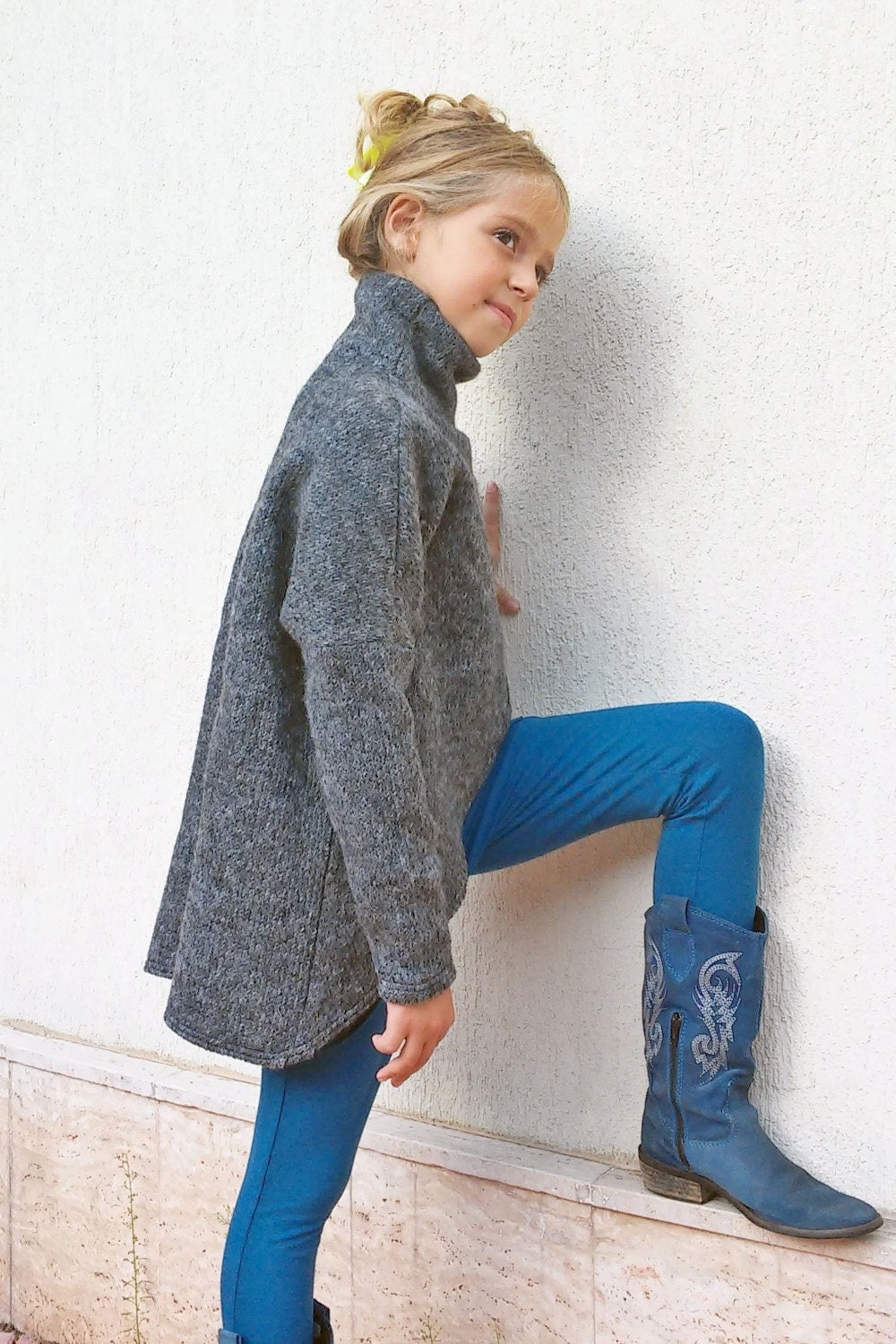Girl wool sweater cardigan/ Chunky sweater/ Wool cape coat/ Kids wool cardigan/ Wrap cardigan/ Winter loose sweater/ Turtleneck cardigan