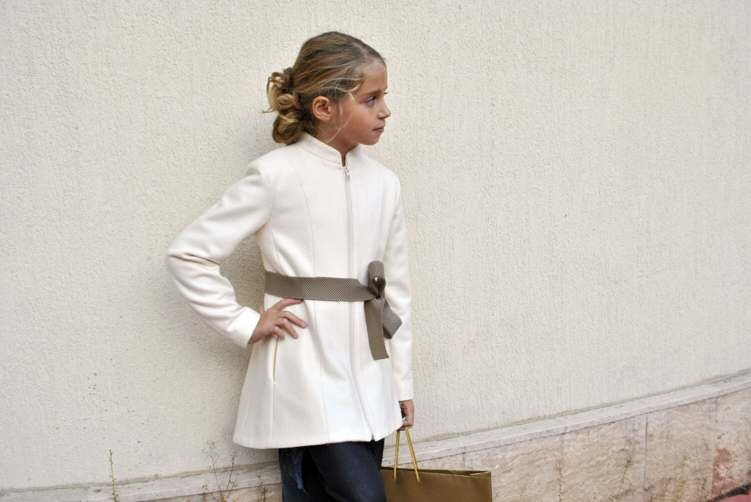 Girls long down coat/Trench coat/Long cape coat jacket/Toddler girl fit and flare coat/Kids wool coat/White coat/Dress coat/Warm girls coat