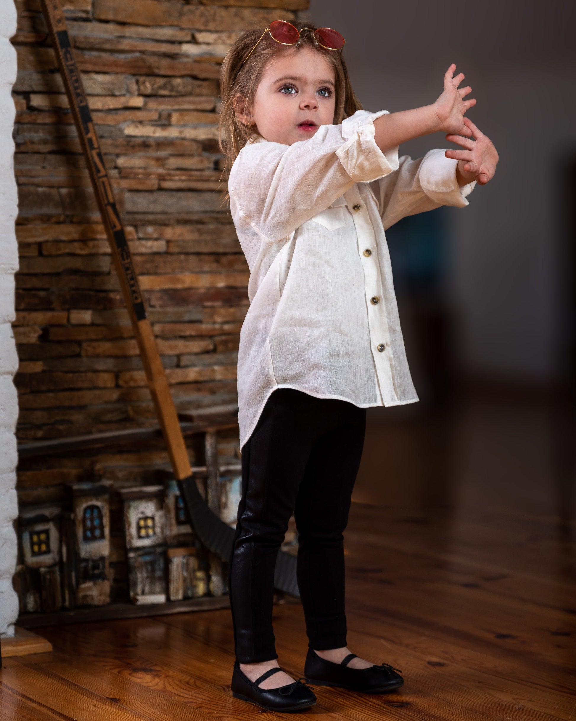 Toddler white linen shirt/ Long sleeve girls shirts/ Girls clothes/ Rustic wedding Linen clothing toddler dress shirt/ Baby girls shirt