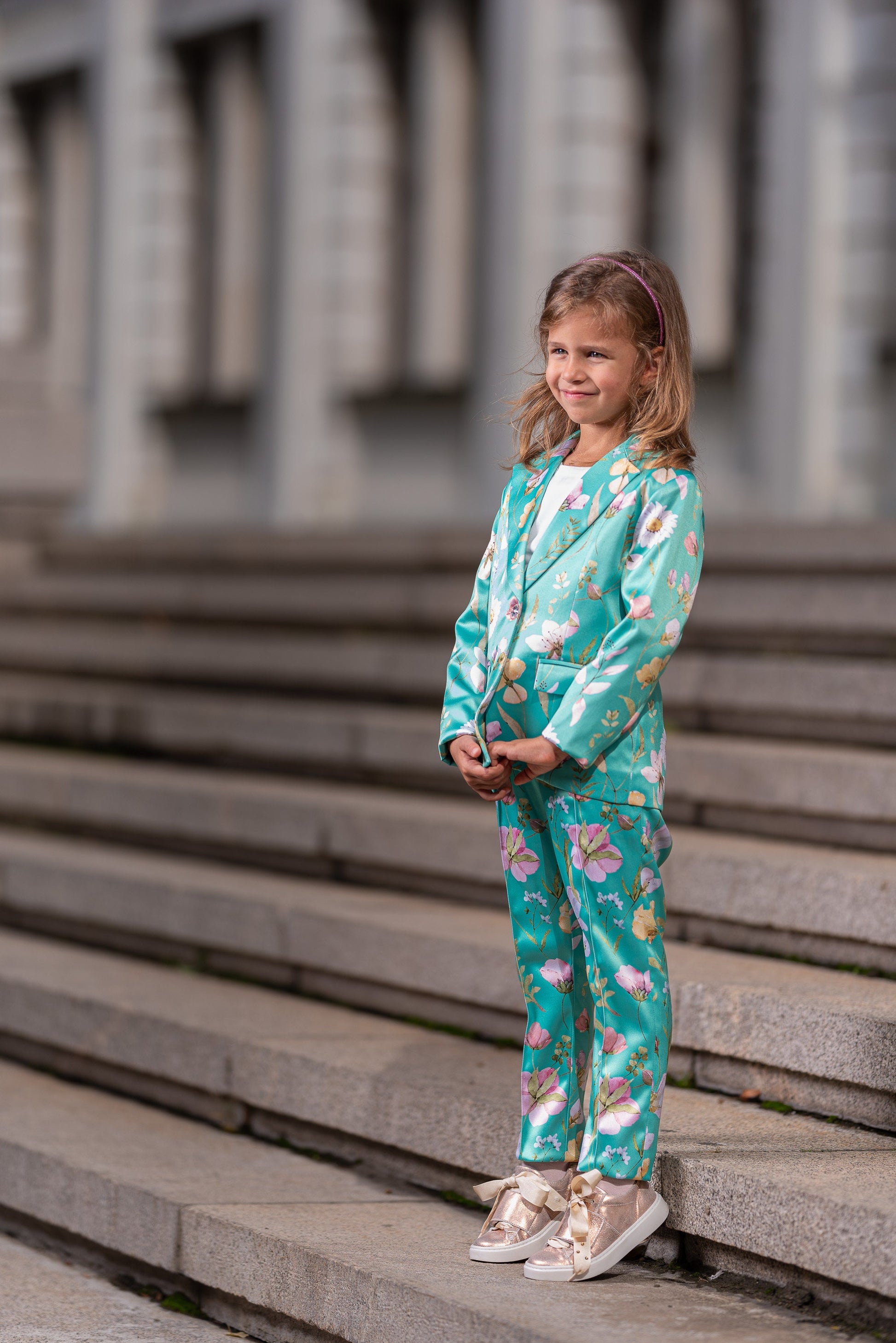 Flower printed satin girls outfit/ 2 piece suit formal wear toddler birthday/ Jacket and pants outfit for girls/ Designer formal wear