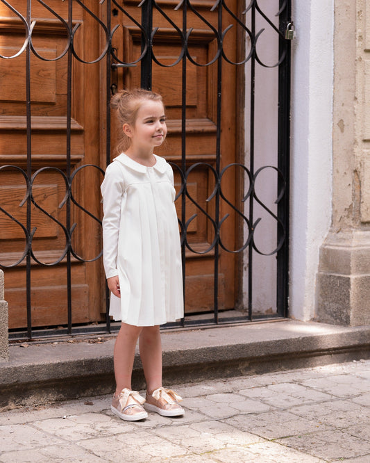Girls white pleated dress/ Long sleeve formal dress/ Toddler girl pleated christening dress/ Peter pan collar baptism dress
