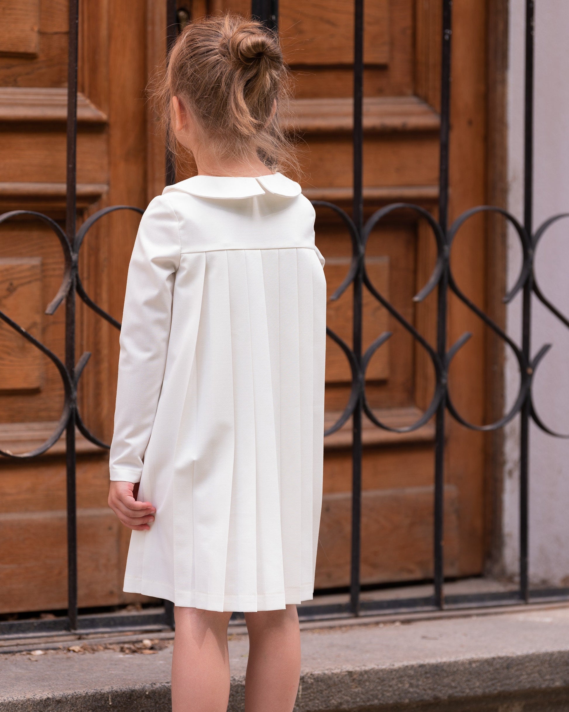 Girls white pleated dress/ Long sleeve formal dress/ Toddler girl pleated christening dress/ Peter pan collar baptism dress