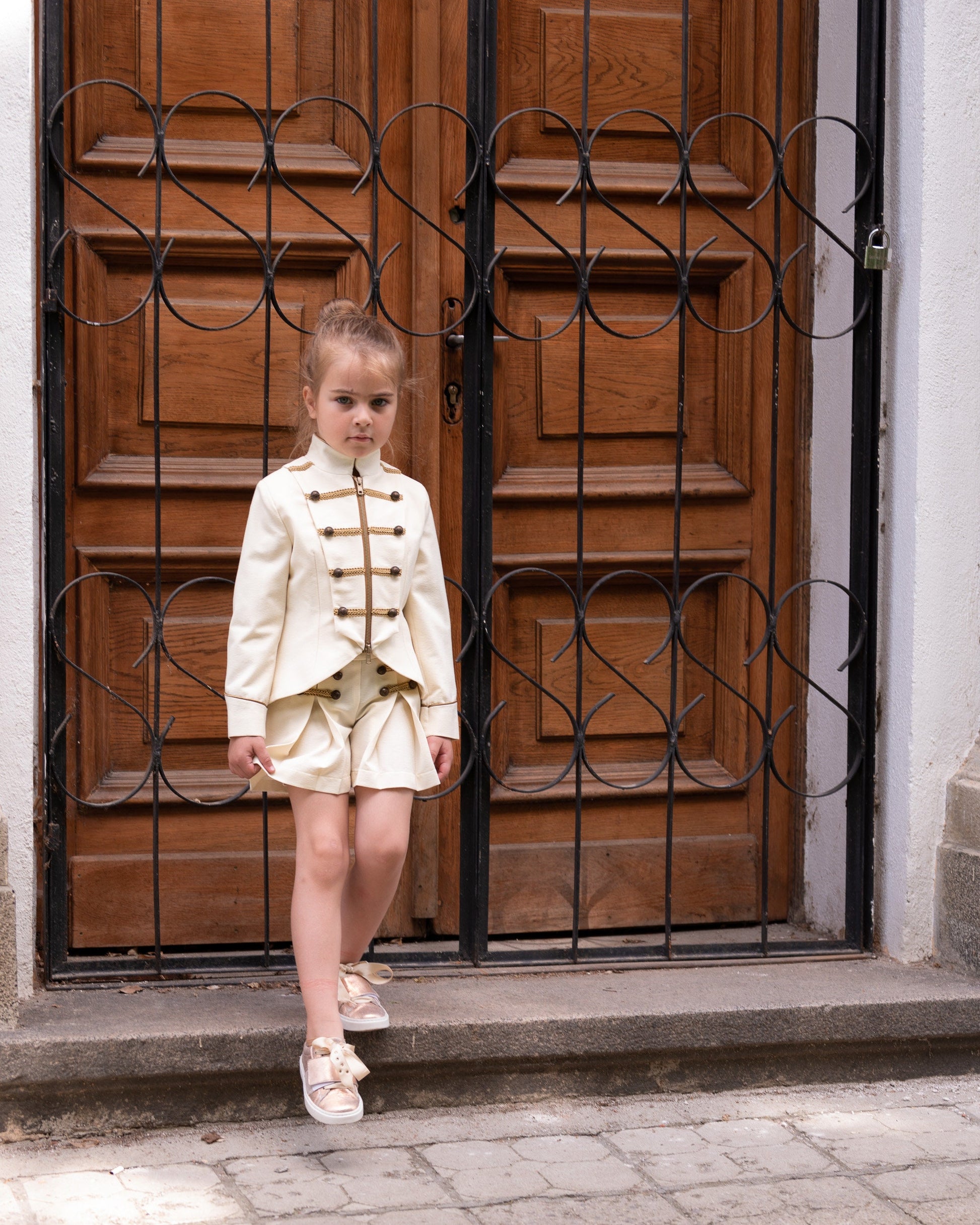 Ivory wool 2 piece girls set/ Tailored toddler suit formal dress wear for girls/ Nutcracker suit/ Explicit clothing/ Winter outfit girls