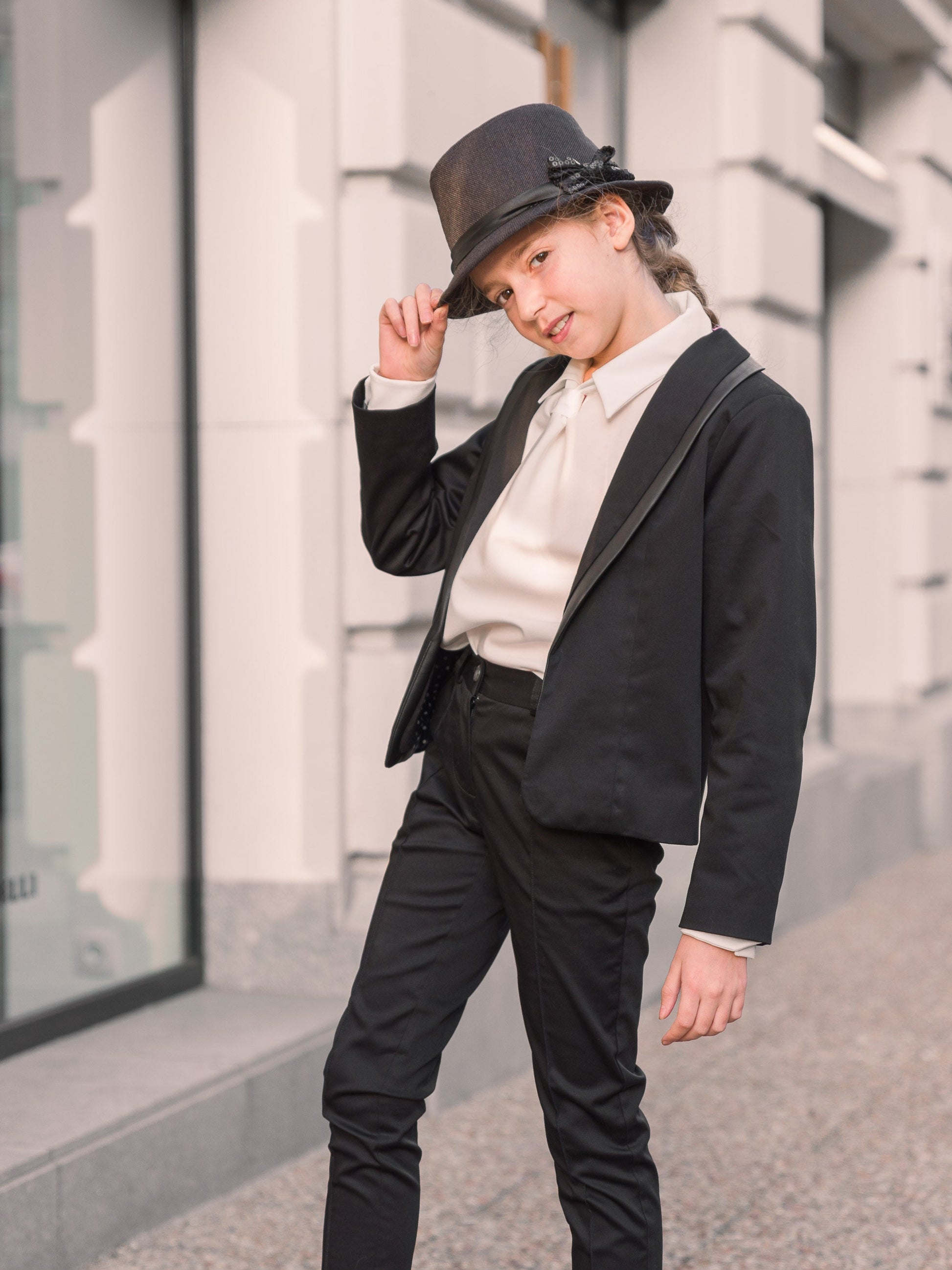 Black tuxedo suit girls/ Tailored toddler suit formal dress wear for girls/ Children formal wear/ Explicit clothing/ Ceremonial girl outfits