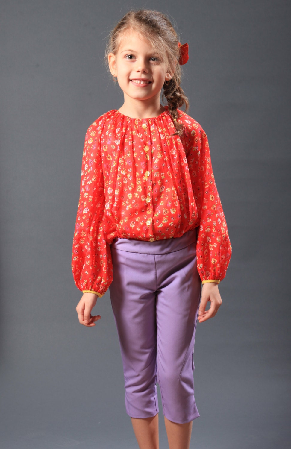 Girls ditsy floral top/Kids summer outfit/Floral blouse/Toddler girl peasant top/Summer clothes/Blossom top/Puff sleeve loose top/Thin top